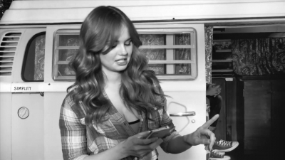 normal_Abercrombie___Fitch_Making_of_a_Star_Debby_Ryan5B11-00-545D.JPG