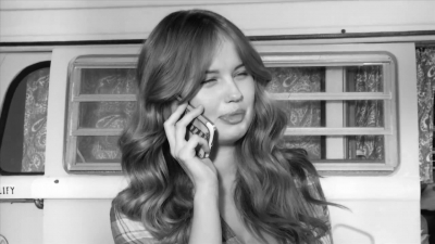 normal_Abercrombie___Fitch_Making_of_a_Star_Debby_Ryan5B11-01-455D.JPG