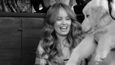 normal_Abercrombie___Fitch_Making_of_a_Star_Debby_Ryan_281295B11-09-025D.JPG