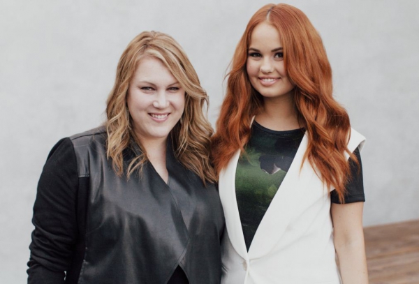Mary_Kay_Don_t_Look_Away_-_Debby_Ryan_Cause_Champion_with_Kirsten_Gappelberg.JPG